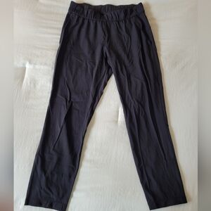 Lululemon Mid Rise Lightweight Ankle Length Jogger